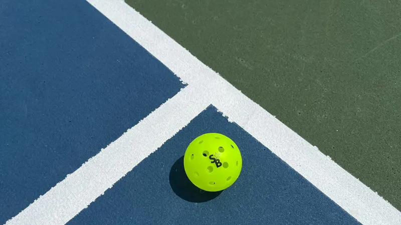 Pelotas de pickleball